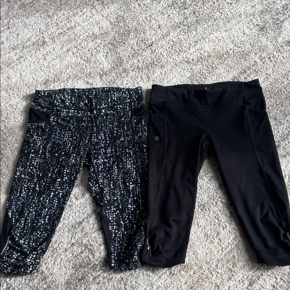 Athleta Women’s Med Black and Speckled Leggings